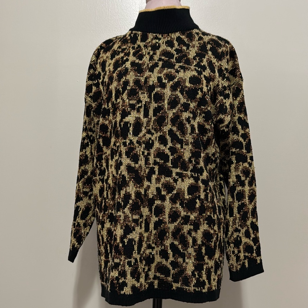 Vintage Nutcracker brand, leopard sweater size extra large
